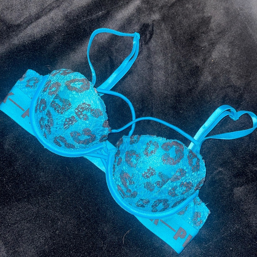 Victoria’s Secret PINK bra - Picture 1 of 4